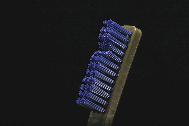 Hareline Dubbin Ultimate Dubbing Brush